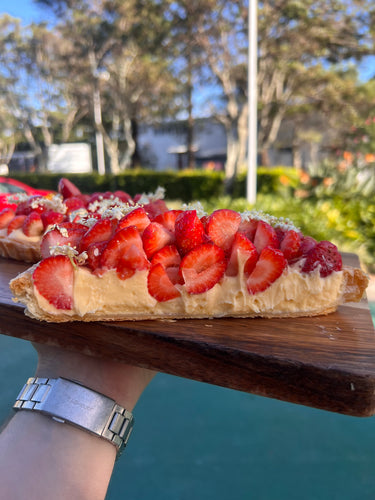King Size Strawberry tart