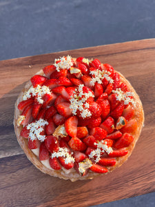 King Size Strawberry tart